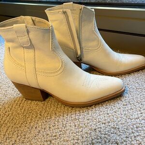 Dolce Vita SILMA Bootie